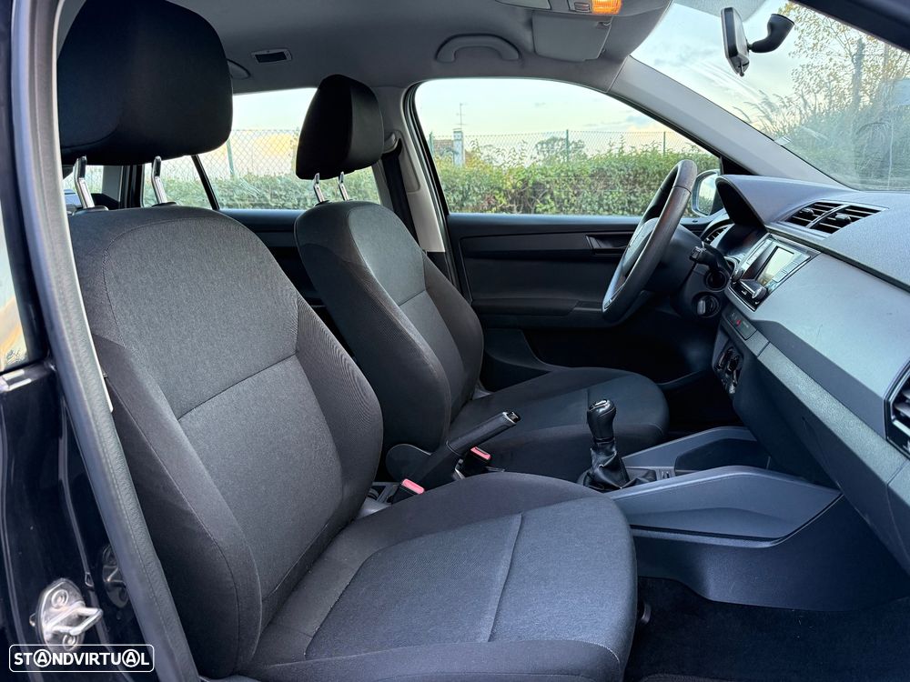 Skoda Fabia Break 1.0 Active - 8