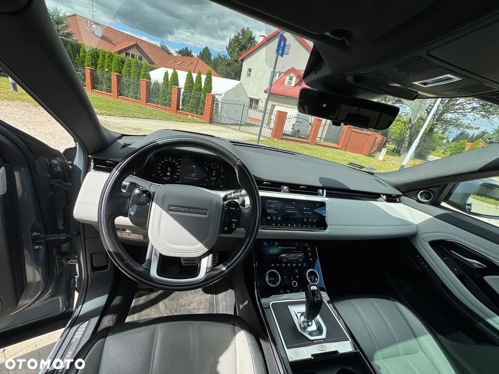 Land Rover Range Rover Evoque - 26