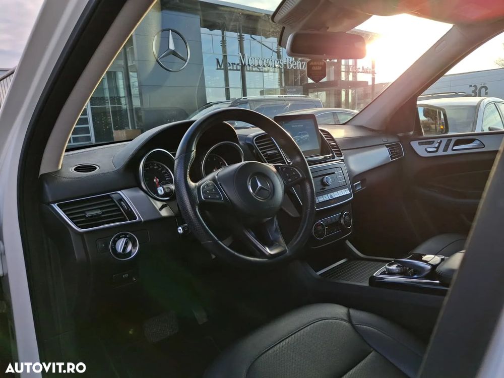 Mercedes-Benz GLS 400 4MATIC Aut - 37