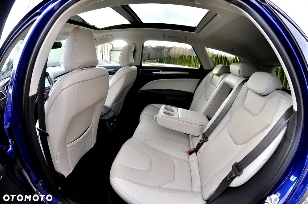 Ford Mondeo 2.0 TDCi Titanium - 23