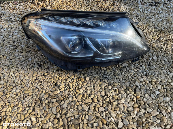 Lampa przednia prawa / reflektor Mercedes - Benz C klasa W205 full led