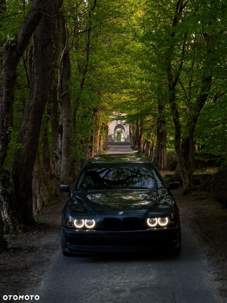 BMW Seria 5 - 1