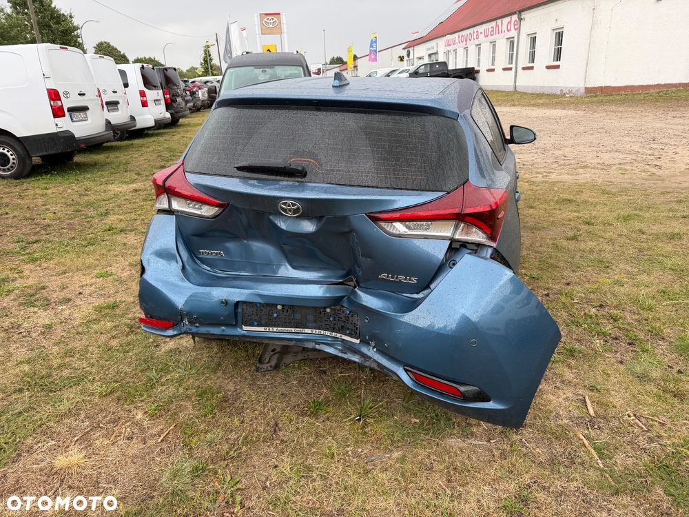 Toyota Auris - 8