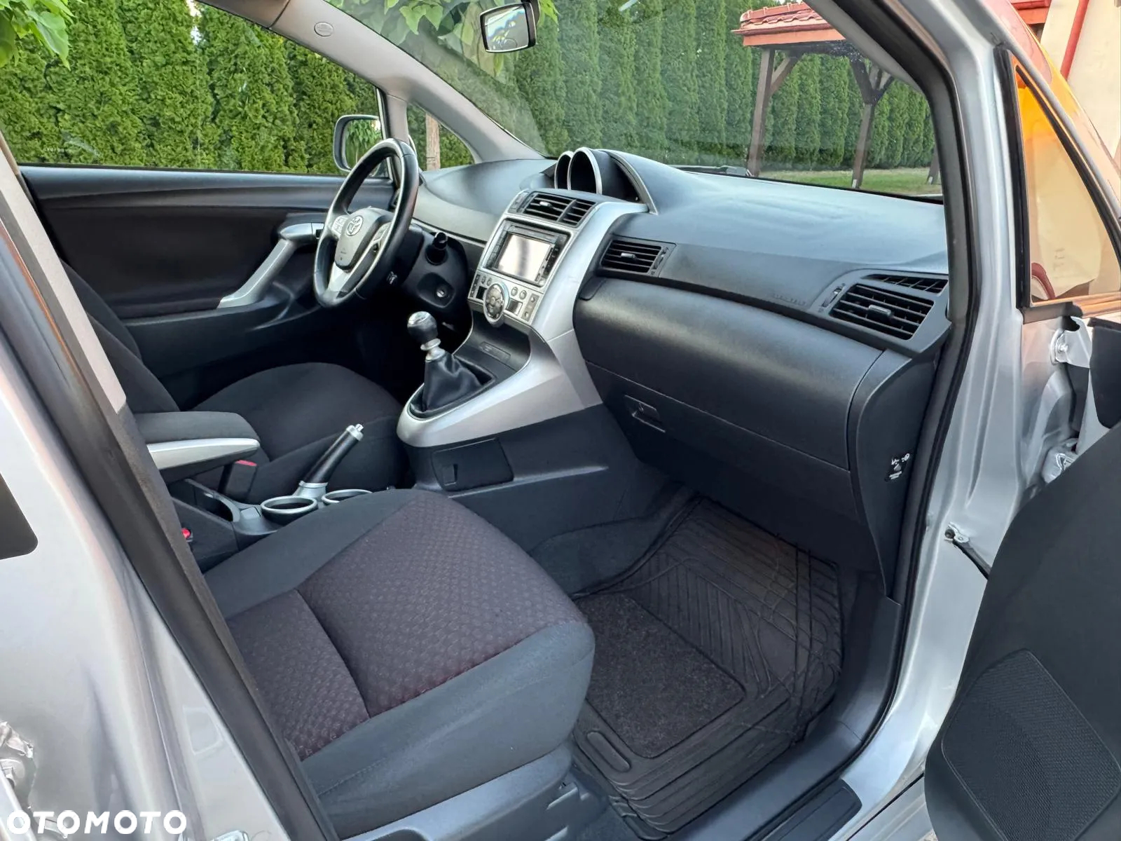 Toyota Verso 2.0 D-4D Premium - 20