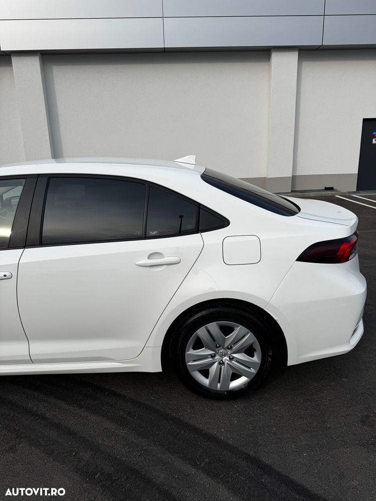 Toyota Corolla 1.8 HSD Business - 6