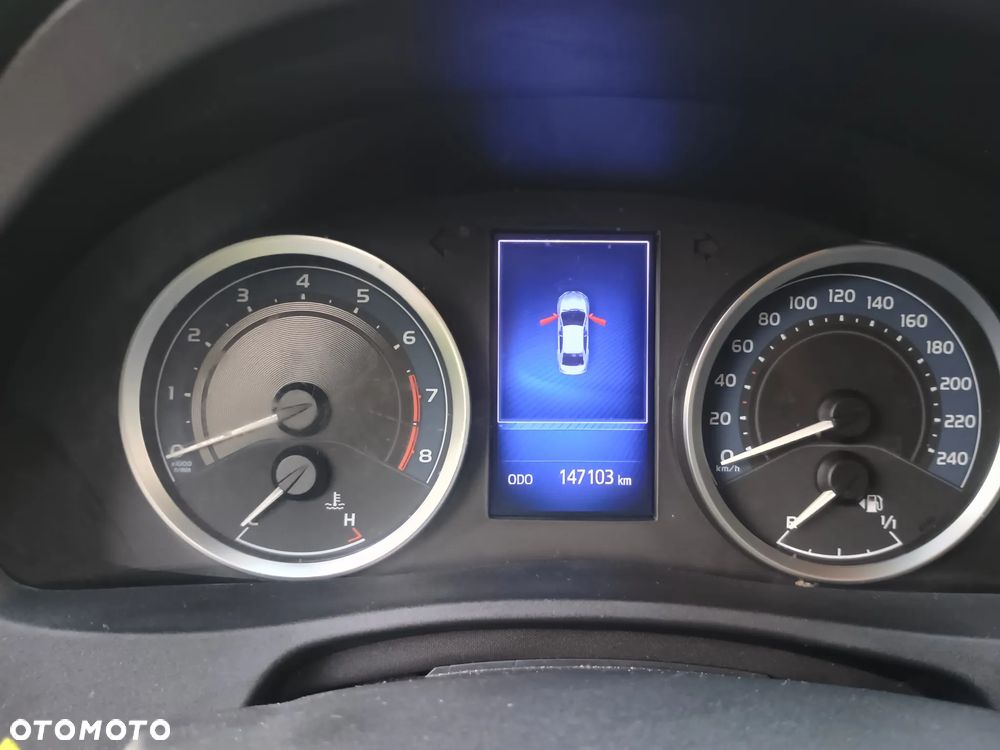 Toyota Corolla 1.6 Comfort - 10