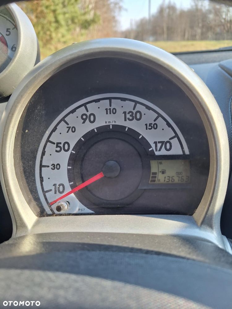 Peugeot 107 - 5