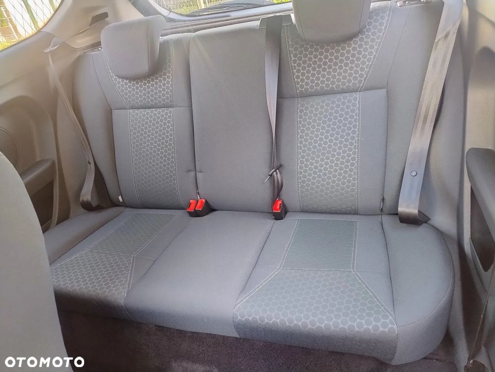 Ford Fiesta 1.25 Titanium - 11