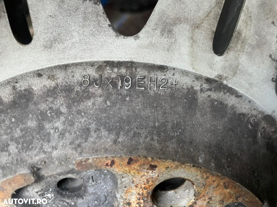 Janta aliaj originala BMW seria 3 E90,E91,E92,E93 cu cauciuc 225/35R19 - 3