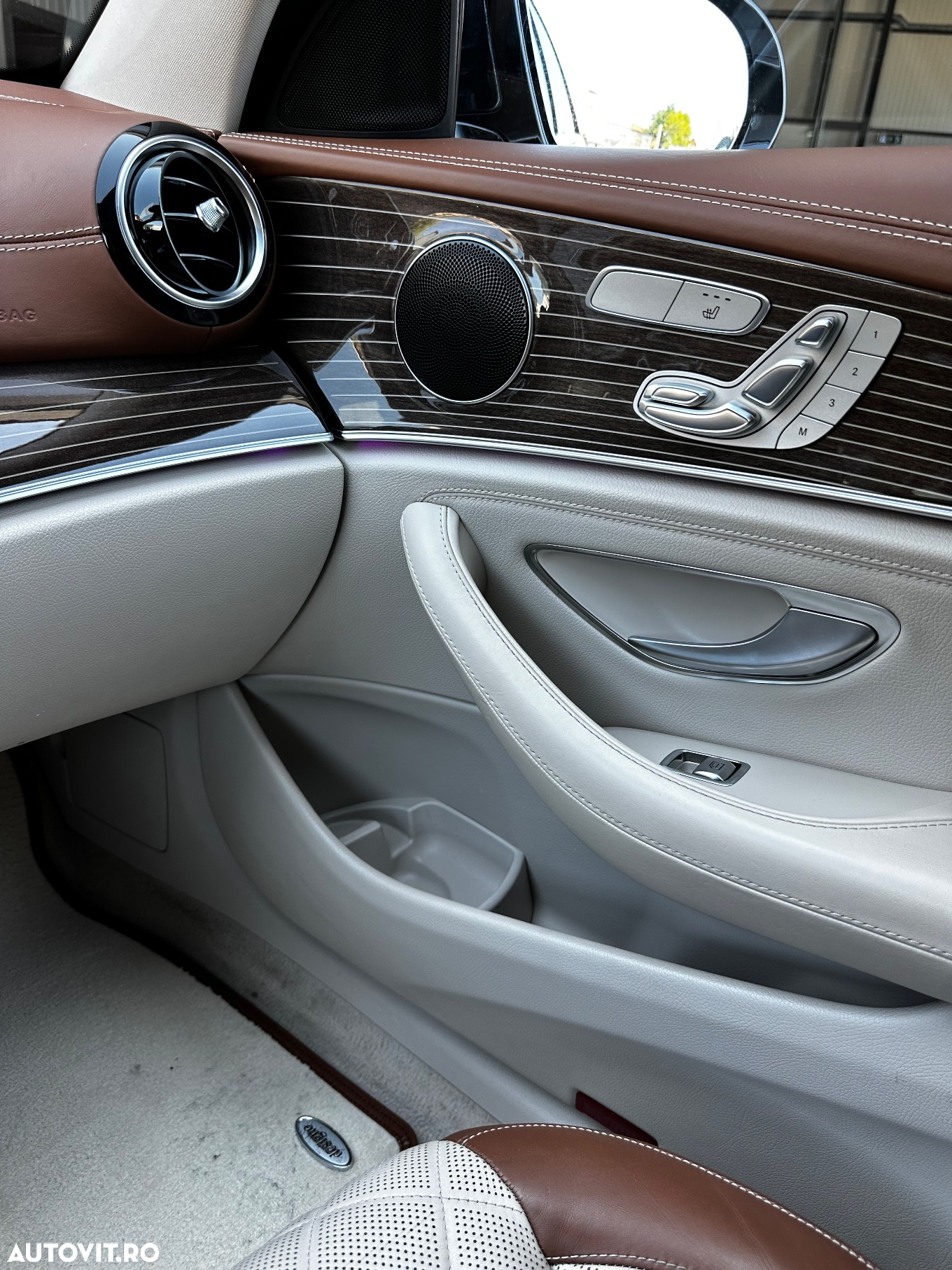 Mercedes-Benz E 220 d 4Matic T 9G-TRONIC AMG Line - 22