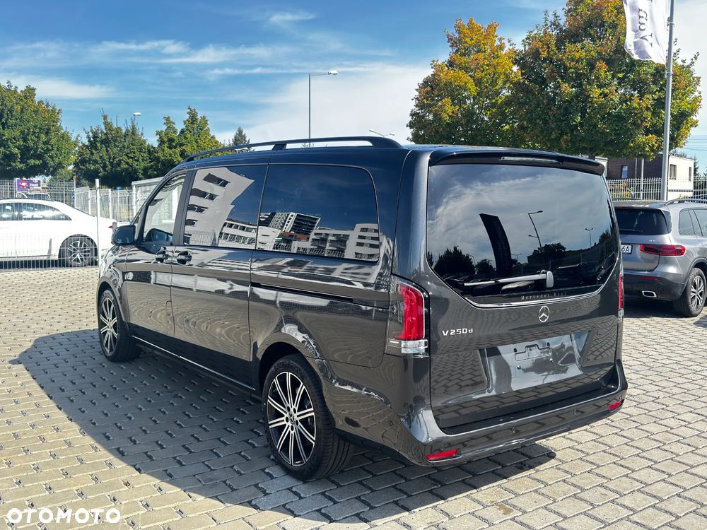 Mercedes-Benz Klasa V 250 d 9G-Tronic Style (d³ugi) - 11
