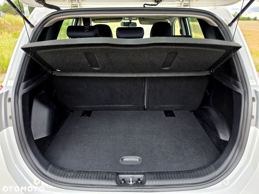 Hyundai ix20 1.6 BlueDrive Comfort - 27