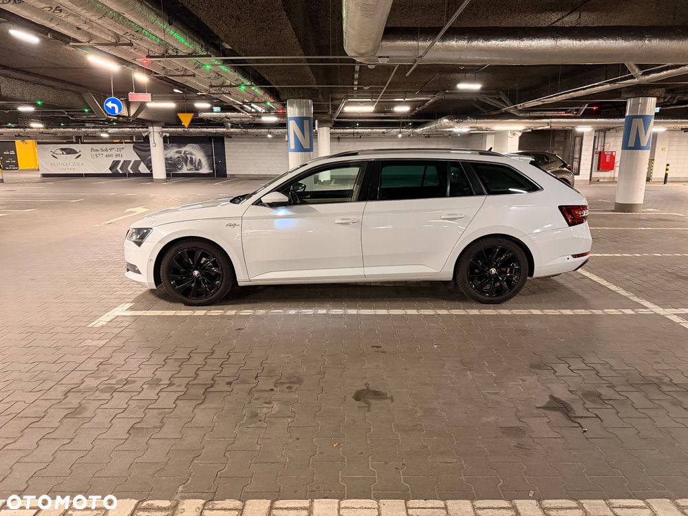 Skoda Superb 2.0 TDI 4x4 L&K DSG - 8