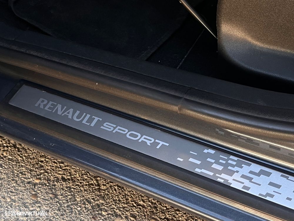 Renault Mégane 1.6 dCi GT Line - 11