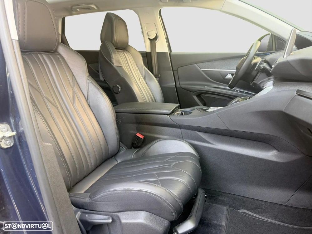 Peugeot 5008 1.2 PureTech Allure EAT8 - 5