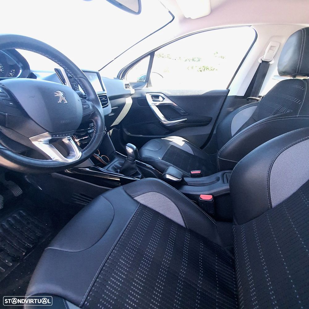 Peugeot 2008 PureTech 110 Stop&Start Allure - 20