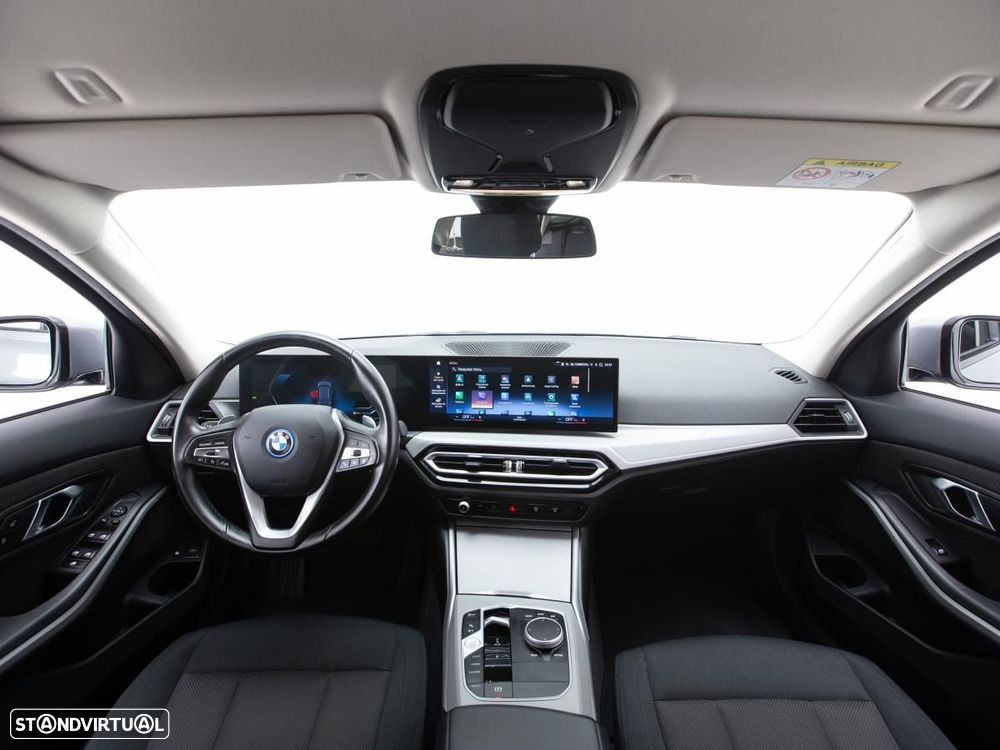 BMW 320 e Auto - 8