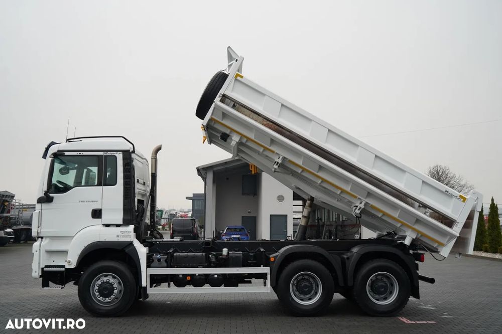 MAN TGS 26.480 / 6X6 / BASCUNĂ 3 LATE / BASCUNĂ HIDRODOXICĂ / MANUALĂ / BORDMATIC - 2