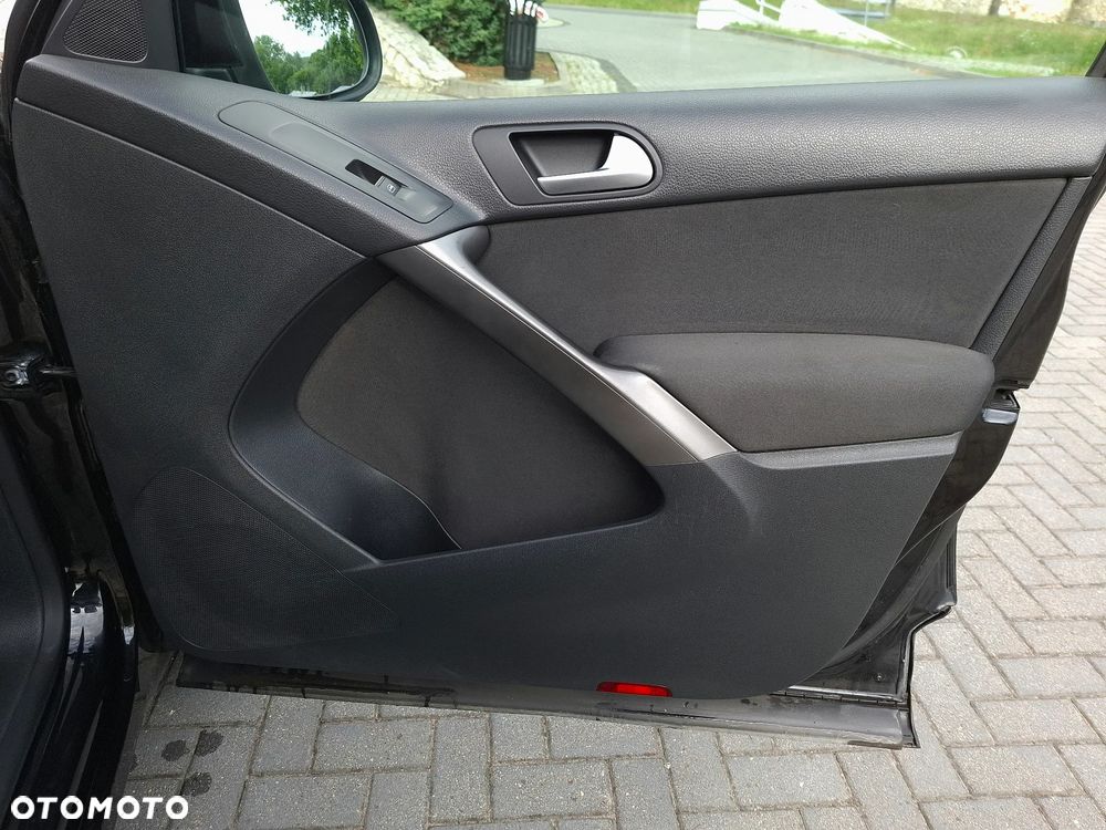 Volkswagen Tiguan 2.0 TDI DPF 4Motion Sport & Style - 25
