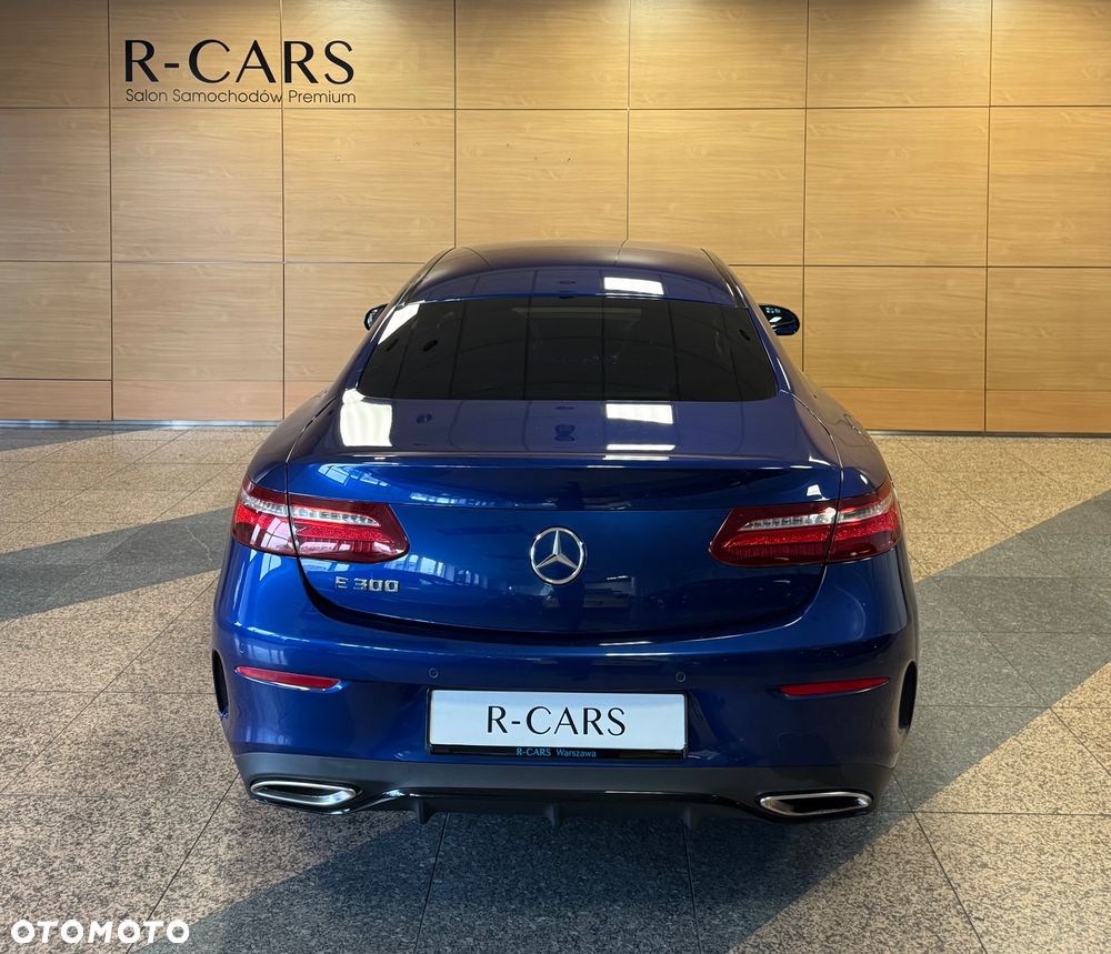 Mercedes-Benz Klasa E 300 9G-TRONIC AMG Line - 8
