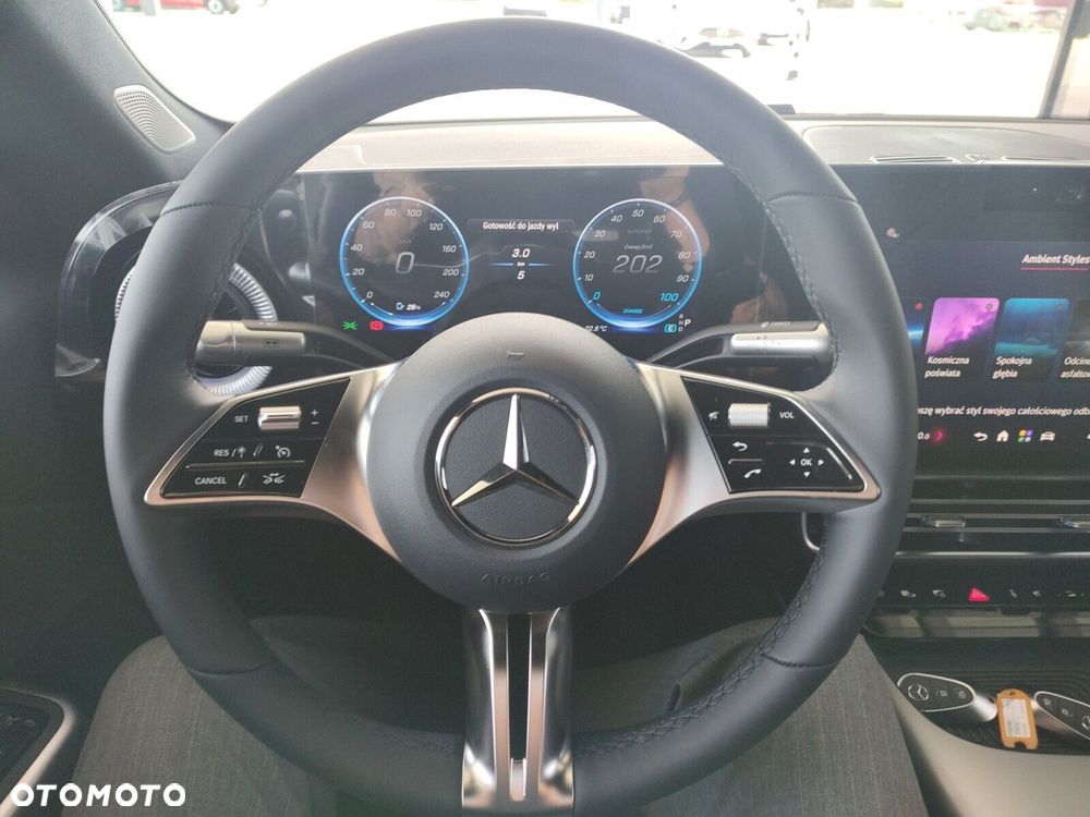 Mercedes-Benz CLA - 9