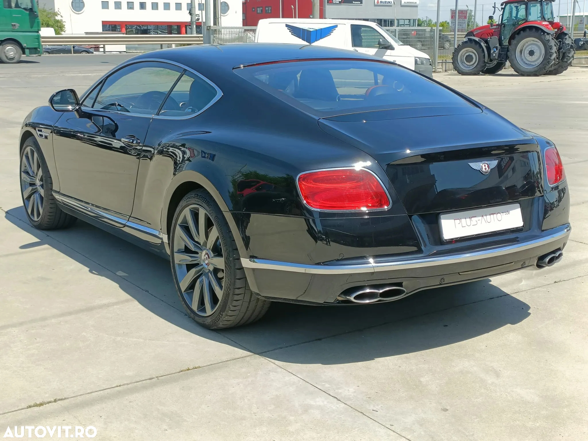 Bentley Continental GTC V8 - 4