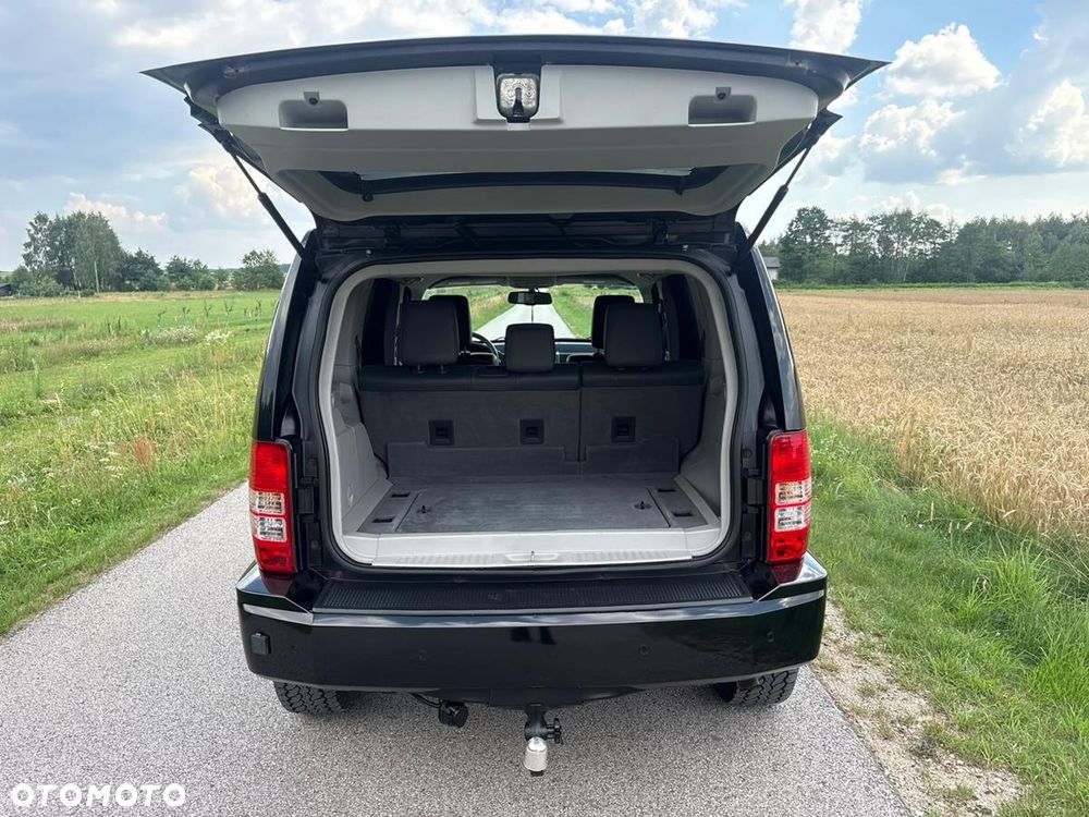 Jeep Cherokee - 28