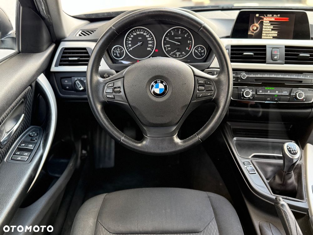 BMW Seria 3 316d - 21