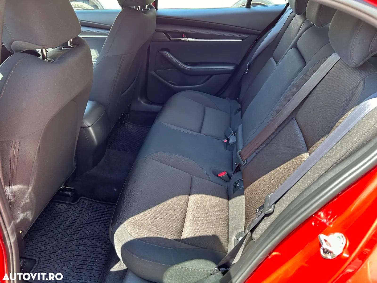 Mazda 3 e-Skyactiv G122 AT MHEV Plus - 12
