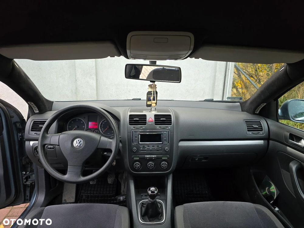 Volkswagen Jetta 2.0 TDI Comfortline - 7