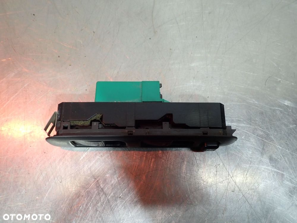 PANEL STEROWANIA SZYB SUZUKI JIMNY III - 2