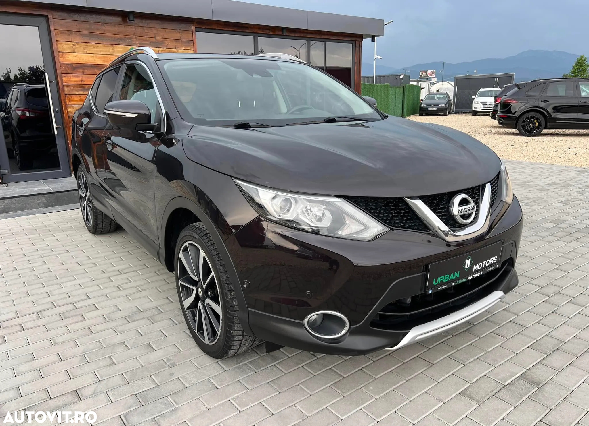 Nissan Qashqai 1.6 DCI Start/Stop Tekna - 11