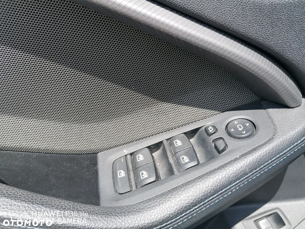 BMW Seria 1 118i M Sport - 16