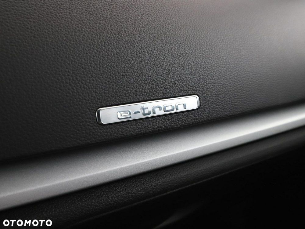 Audi A3 Sportback 40 e-tron S tronic - 32