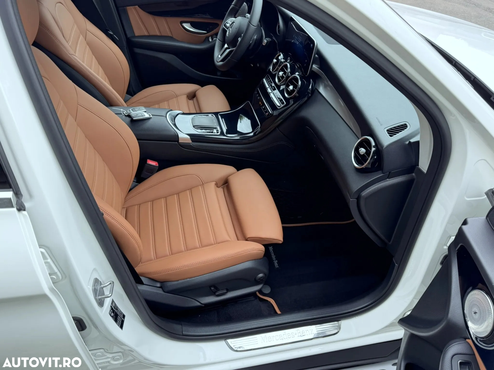 Mercedes-Benz GLC 220 d 4Matic 9G-TRONIC Exclusive - 22