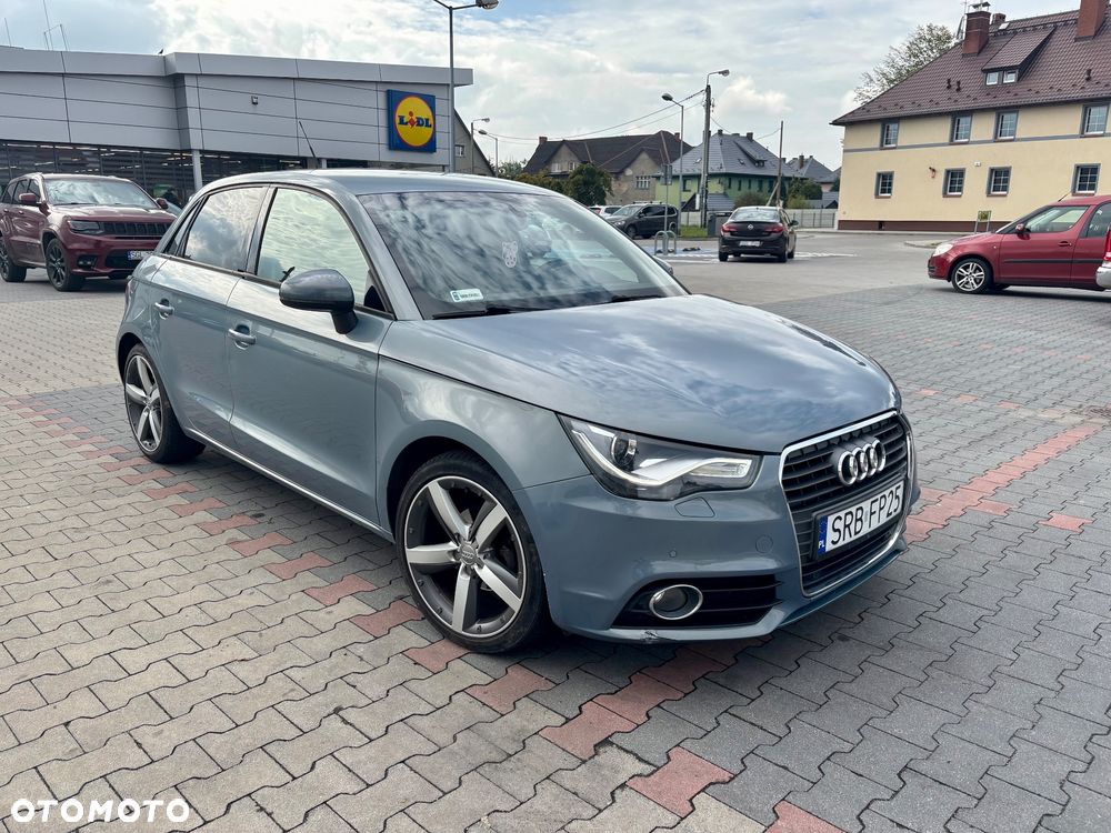 Audi A1 1.6 TDI S tronic Attraction - 1