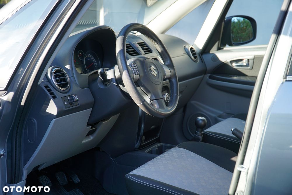 Suzuki SX4 1.6 Premium 4WD - 7
