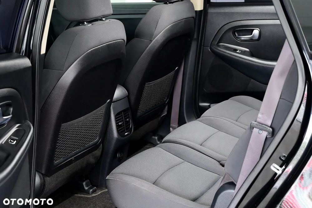 Kia Carens 1.6 GDI Edition 7 - 8