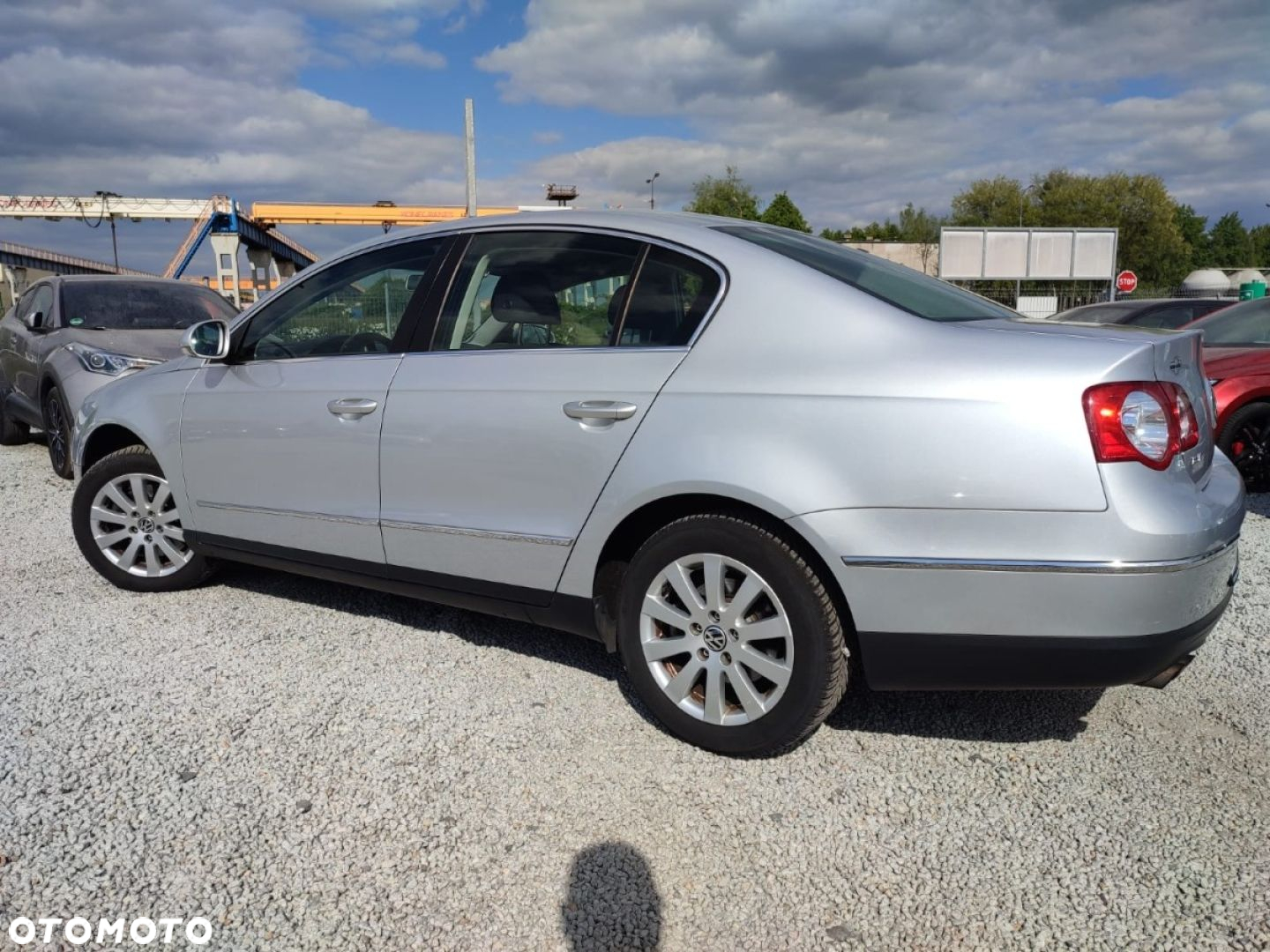 Volkswagen Passat - 20