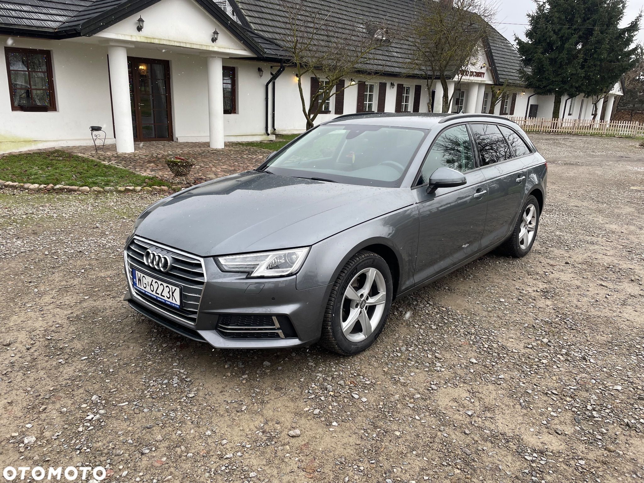 Audi A4 - 1