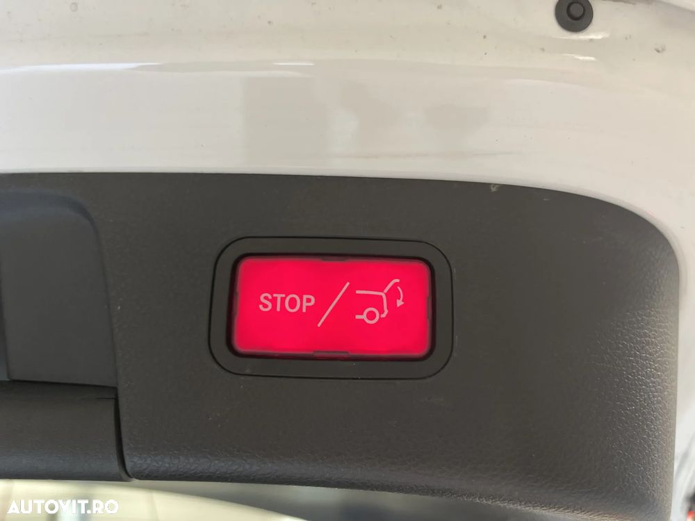 Mercedes-Benz GLA 200 d 7G-DCT - 16