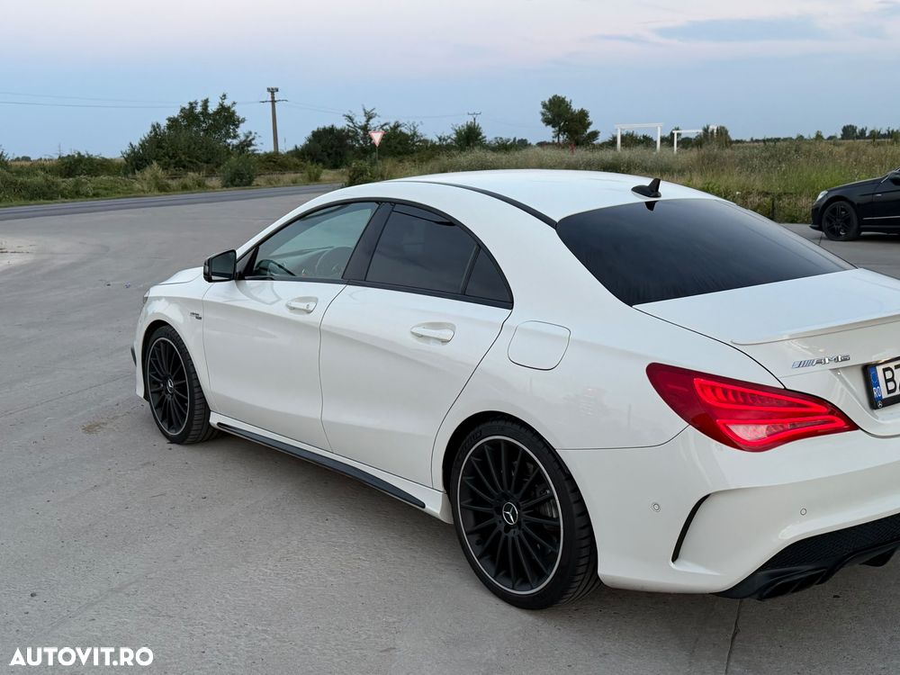 Mercedes-Benz CLA 45 AMG - 2