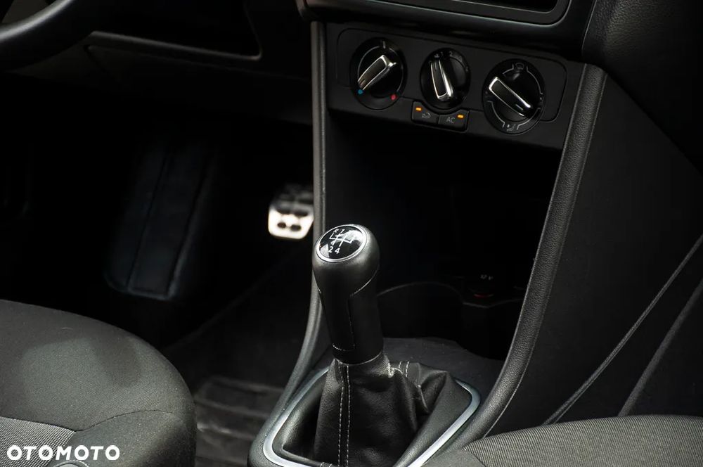 Volkswagen Polo 1.4 Style - 11