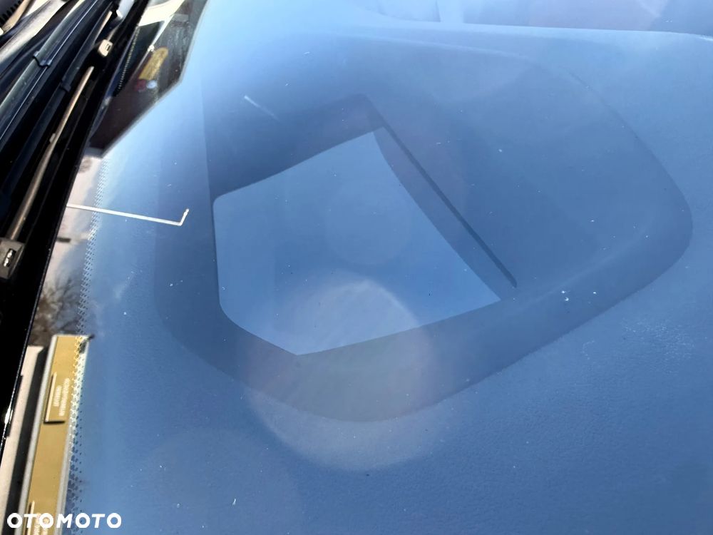 BMW Seria 5 530d xDrive Luxury Line - 18