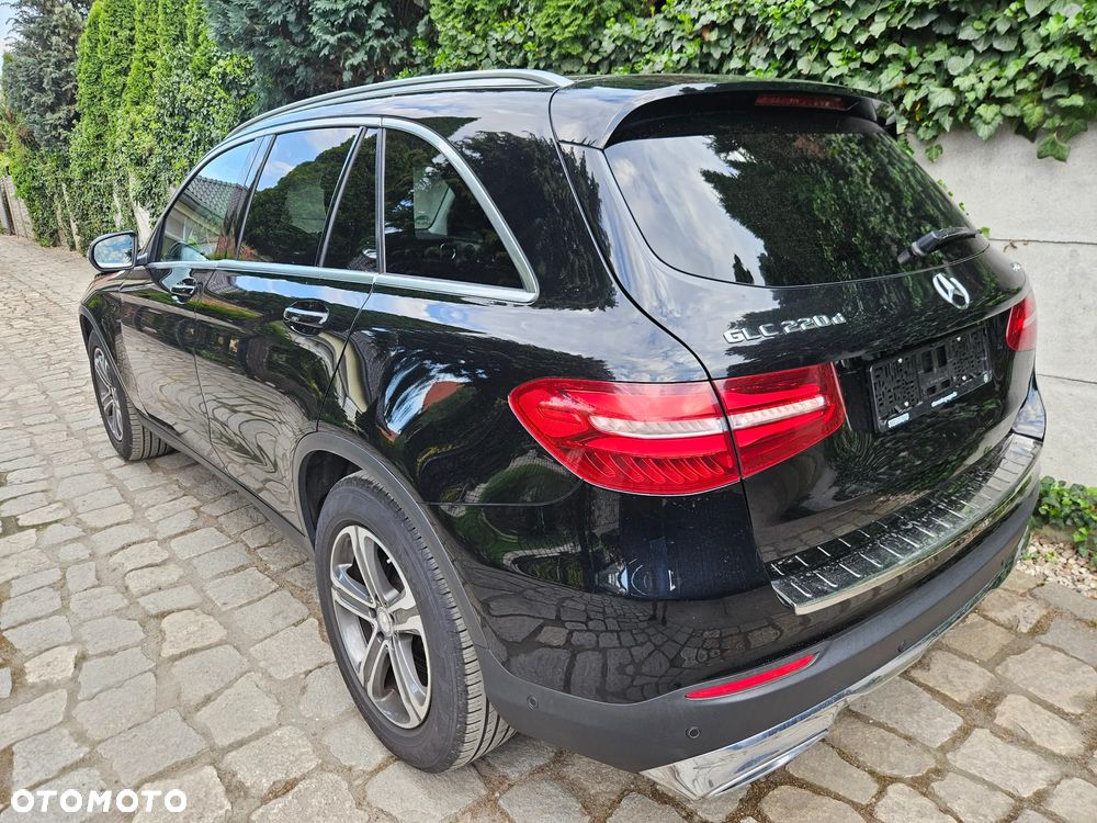 Mercedes-Benz GLC 220 d 4-Matic - 3
