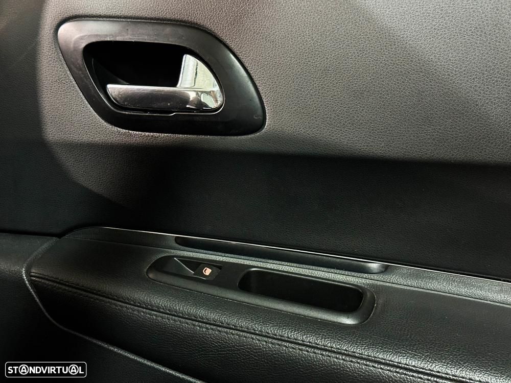 Peugeot 3008 2.0 HDi Hybrid4 Limited Edition - 25