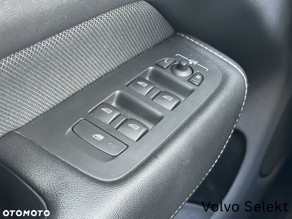 Volvo XC 60 - 33