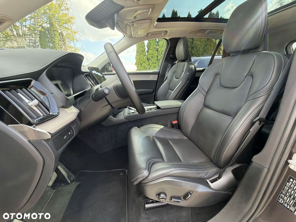 Volvo XC 90 - 10