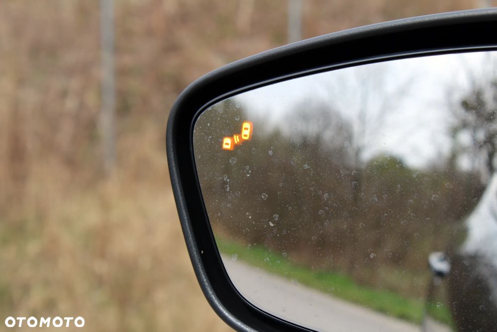 Ford Kuga 2.0 EcoBlue Hybrid TITANIUM X - 14