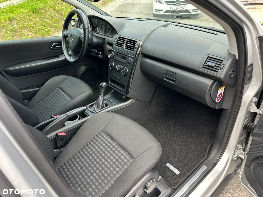 Mercedes-Benz Klasa A 160 BlueEfficiency - 18
